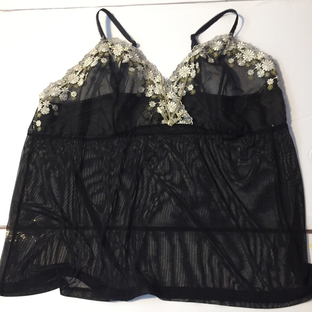 Cacique Intimates - Picture 2 of 3